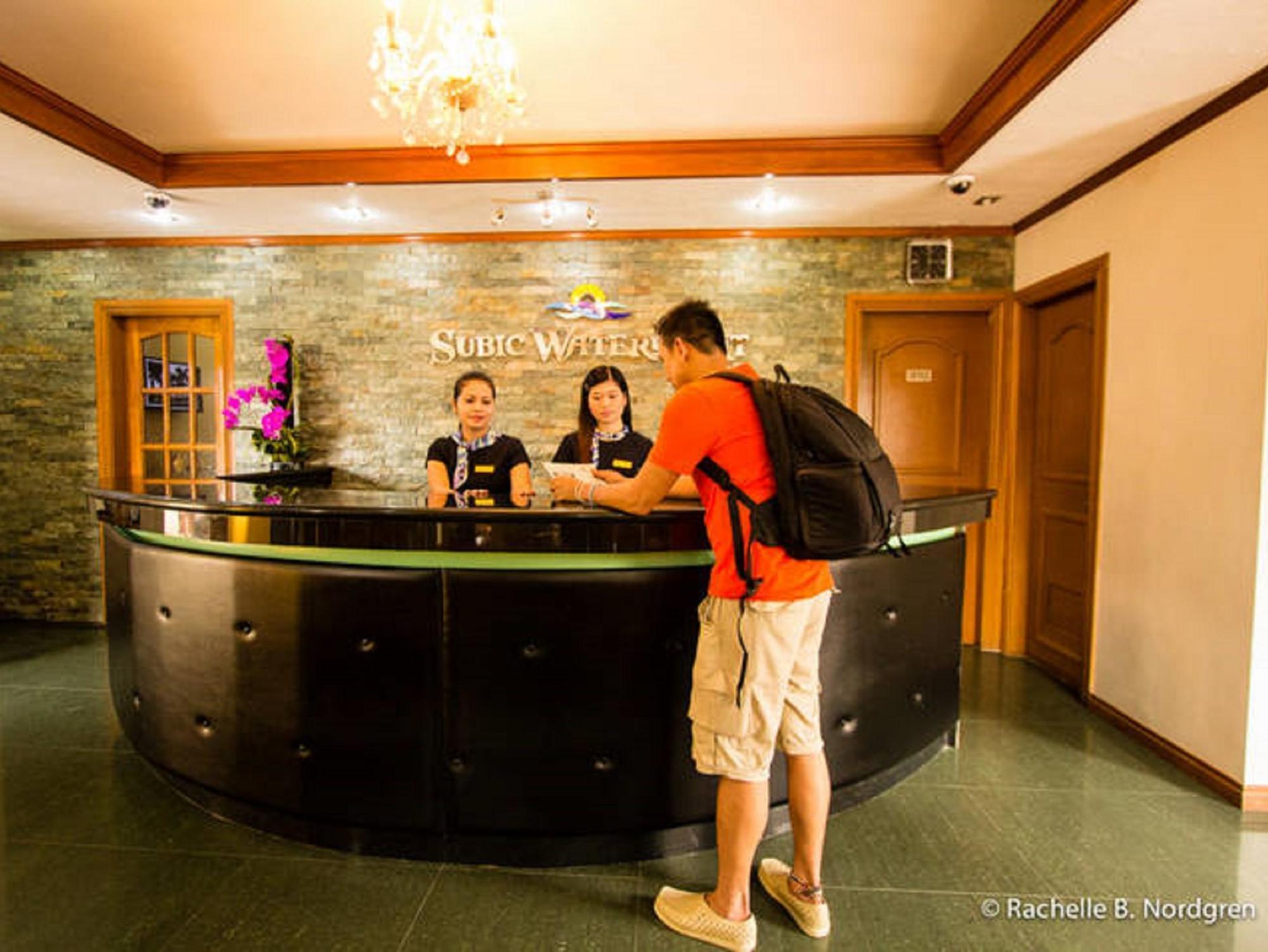 ซูบิก วอเตอร์ฟรอนต์ รีสอร์ต แอนด์ โฮเทล Hotel ภายนอก รูปภาพ