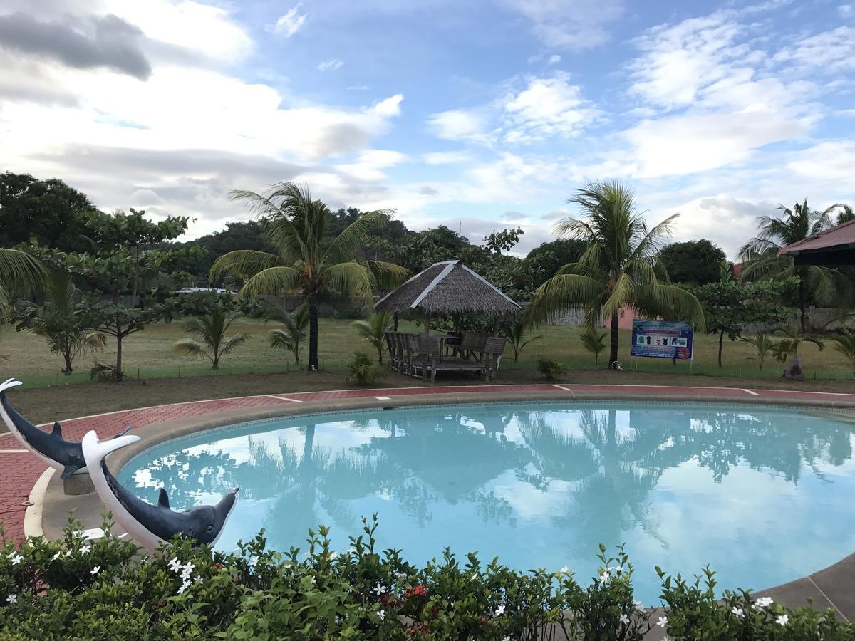 ซูบิก วอเตอร์ฟรอนต์ รีสอร์ต แอนด์ โฮเทล Hotel ภายนอก รูปภาพ