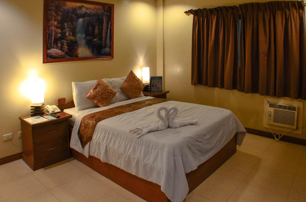 ซูบิก วอเตอร์ฟรอนต์ รีสอร์ต แอนด์ โฮเทล Hotel ภายนอก รูปภาพ