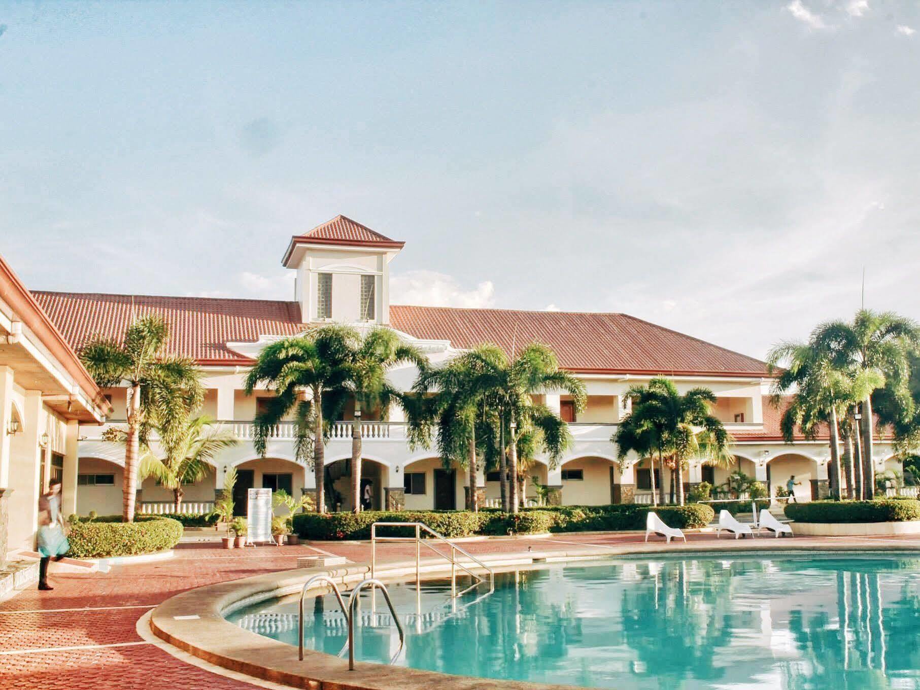ซูบิก วอเตอร์ฟรอนต์ รีสอร์ต แอนด์ โฮเทล Hotel ภายนอก รูปภาพ